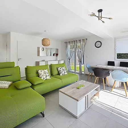 Maison De Plain Pied Proche De La A Merville-franceville - Fr-1-465-128 Merville-Franceville-Plage