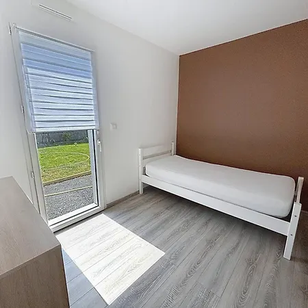 Maison De Plain Pied Proche De La A Merville-franceville - Fr-1-465-128 * Merville-Franceville-Plage